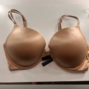 Used Victoria Secret very sexy bra